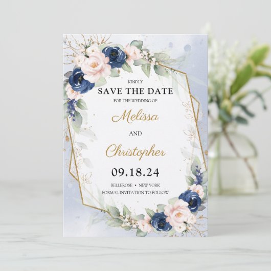 Navy und Blush Blumengrün und Goldrahmen Save The Date (Stehend Vorderseite)
