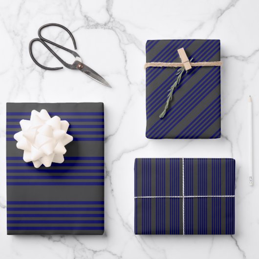 Navy und Holzkohle fünf Streifen Muster Geschenkpapier Set (Vorderseite)
