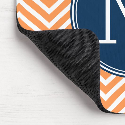 Navy und Orange Chevrons mit Custom Monogram Mousepad (Ecke)