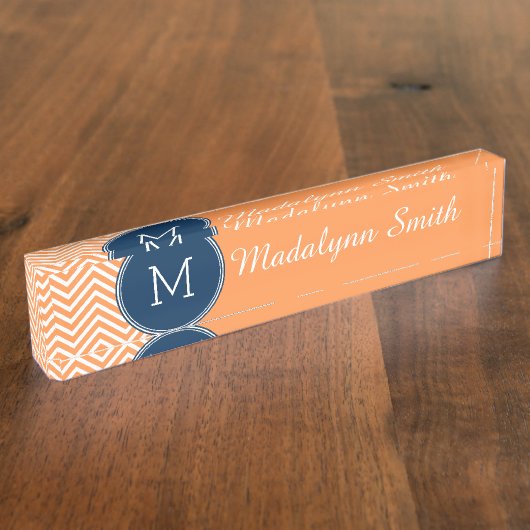 Navy und Orange Chevrons mit Custom Monogram Namensplakette (Seite)