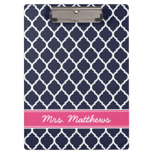 Navy und rosa Quatrefolie Custom Monogram Klemmbrett