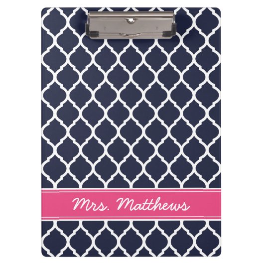Navy und rosa Quatrefolie Custom Monogram Klemmbrett (Vorderseite)