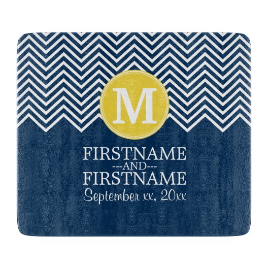 Navy und White Zickzack Pattern Custom Monogram Schneidebrett (Vorderseite)