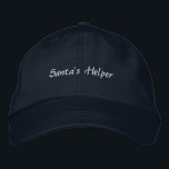 Navy Weihnachtshelfer Weihnachts anpassbarer Navy- Bestickte Baseballkappe<br><div class="desc">Mit dieser Alternative Apparel Basic Adjustiable Cap in Marine, die mit einem maßgeschneiderten Textdesign von "Santa's Helper" bestickt ist, wird Feiertagssjubeln verbreitet. Die hochwertige Stickerei sorgt für ein festliches und dauerhaftes Design, das perfekt für die Saison ist. Mit seinem verstellbaren Gurtband sorgt diese Kappe für eine angenehme und personalisierte Passform...</div>