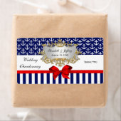 Navy White Anchors Stripe Red Bow Party Weinetiket (Insitu)