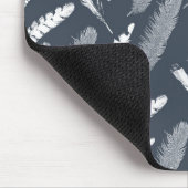 Navy White Feathers Mousepad (Ecke)