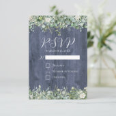 Navy Wood Eucalyptus Wedding RSVP Card | Rustic Karte (Stehend Vorderseite)