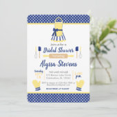 Navy & Yellow Retro Kitchen Brautparty Einladung (Stehend Vorderseite)