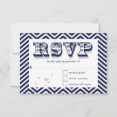 Navy Zig Zag Typografy Wedding RSVP (Vorderseite)