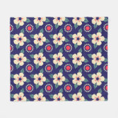 Navyblaue Decke mit cremefarbenen Blumen (Vorderseite (Horizontal))