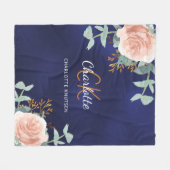 Navyblaue rosa florale Grünmonogramm Name Fleecedecke (Vorderseite (Horizontal))