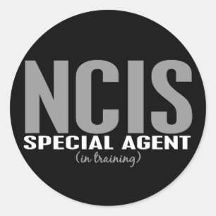 NCIS spezieller Agent in Training 1 Runder Aufkleber