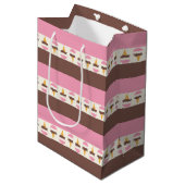 Neapolitanes Eiscreme Streifen Muster Mittlere Geschenktüte (Vorderseite Schrägansicht)