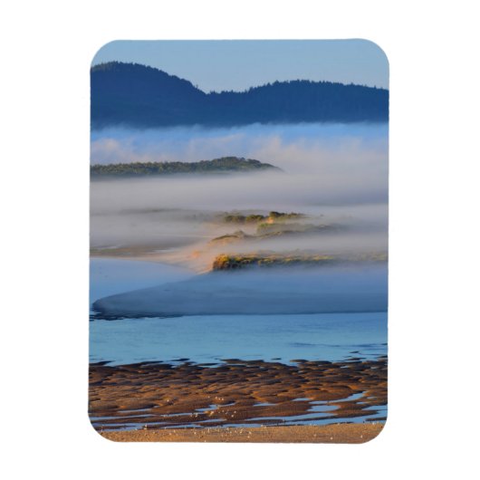 Nebel am Morgen über Netarts Bay, OR Magnet (Vertikal)