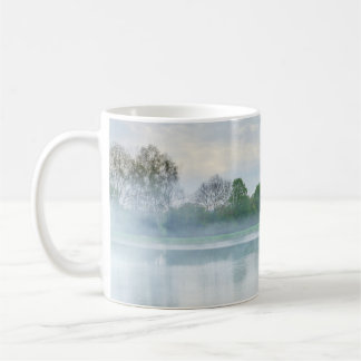 Nebel am See mit Namen Kaffeetasse