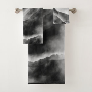 Nebel auf den Felsen Badhandtuch Set