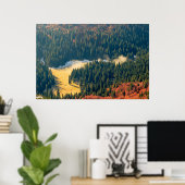 Nebel auf einem einsamen Herbstfeld Poster (Heimbüro)