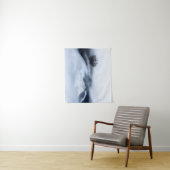 Nebel, Berge und einsamer Baum im Winter Wandteppich (Beispiel)