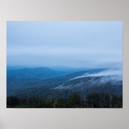 Nebel im Shenandoah-Nationalpark, Virginia Poster (Vorne)