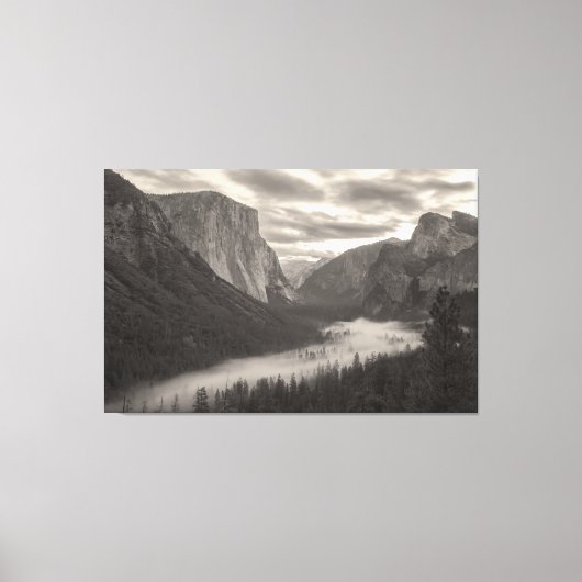 Nebel im Tal Leinwanddruck (Vorderseite)