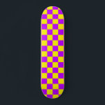 Nebel Lila Gelb Karton Vintag Skateboard<br><div class="desc">Vintage Nebel Lila und Gelb Karton</div>