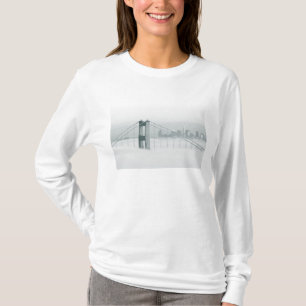 Nebel zieht durch die Bucht von San Francisco 2 T-Shirt