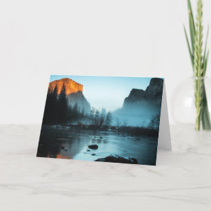Nebelhafter Sonnenuntergang in Yosemite Karte
