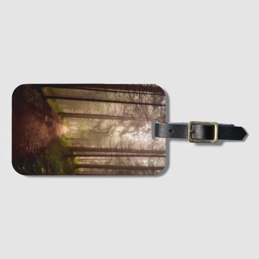Nebelhafter Waldweg Gepäckanhänger (Vorderseite (Horizontal))
