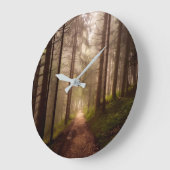 Nebelhafter Waldweg Große Wanduhr (Winkel)