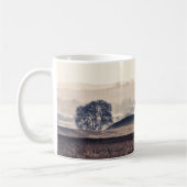 Nebelige Feld-Landschaft Kaffeetasse (Links)