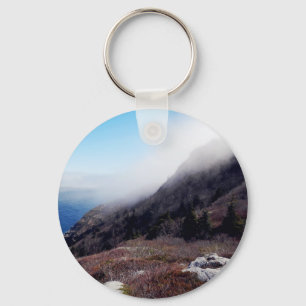 Nebelige Küste Schlüsselanhänger