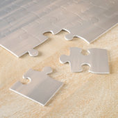 Nebeliger ausgebluteter Seesonnenaufgang mit Puzzle (Seite)