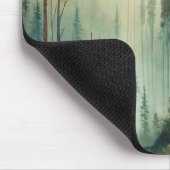 Nebeliger Immergrüner Wald Mousepad (Ecke)