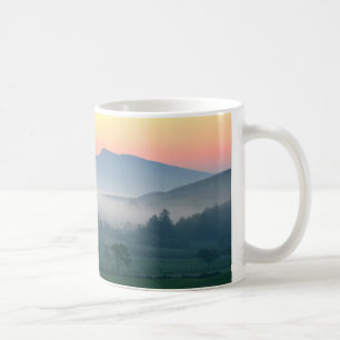 Nebeliger Morgen an Hadrians Mauer Kaffeetasse