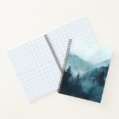 Nebeliger Wald und Bergblick Notizblock (Innenseite)