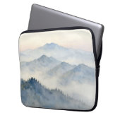 Nebeliger Wasserfarben-Gebirgslandschaft Laptopschutzhülle (Vorderseite Links)