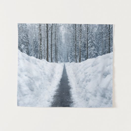 Nebeliger Winterwald-Teppich Wandteppich (Vorderseite (Horizontal))