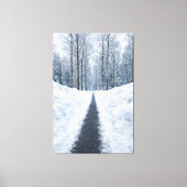 Nebeliger Winterwaldweg Canvas Leinwanddruck (Vorderseite)