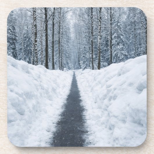 Nebeliger Winterwaldweg Winterlandschaft Getränkeuntersetzer (Vorderseite)