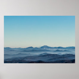 Nebelschichten, Hügel und Berge Poster