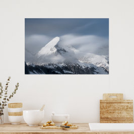 Nebelwolken über dem Berg Grintovec, Slowenien Poster