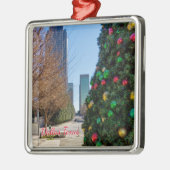 Neben dem Dallas Weihnachtsbaum Metal Ornament (Links)