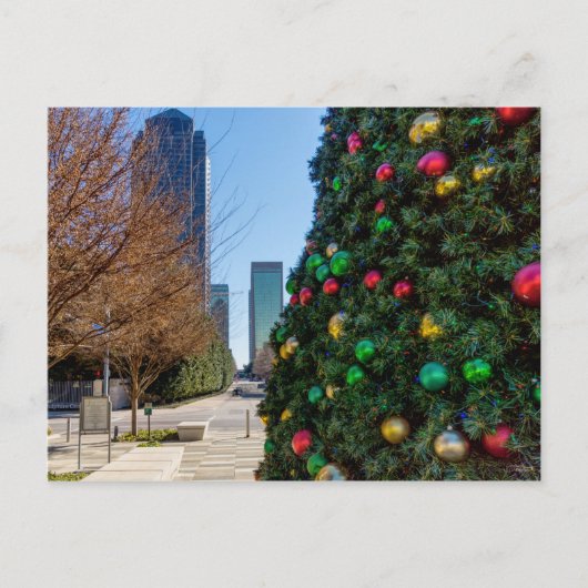 Neben der weiße Postkarte des Dallas-Weihnachtsbau (Vorderseite)