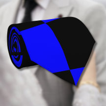 Neblauer und schwarz karierter Karton Vintag