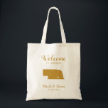 Nebraska Map Wedding Welcome Bag, Gold Tragetasche<br><div class="desc">Hochzeitswochenende Begrüßungsgeschenktasche für Gäste,  die außerhalb der Stadt wohnen,  um Ihre Hochzeit zu verbringen. Herzlich willkommen an der genauen Lage. Fülle die Tasche mit deinen Lieblingsgoodies.</div>