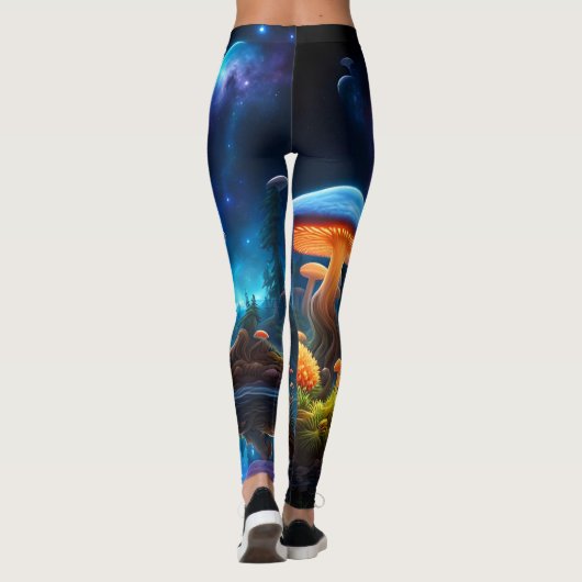 Nebula und biolumineszente Alien Pilze Leggings (Rückseite)