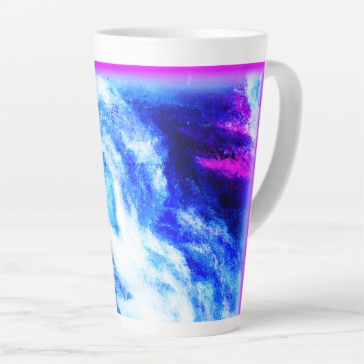 Nebula zeichnet sich durch ein schönes Design aus. Milchtasse (Rechte Ecke)