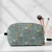 Necessaire for children with flower print. waschbeutel