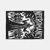 Necromancer - Vintages, graues Monster Halloween L Fleecedecke (Vorderseite (Horizontal))