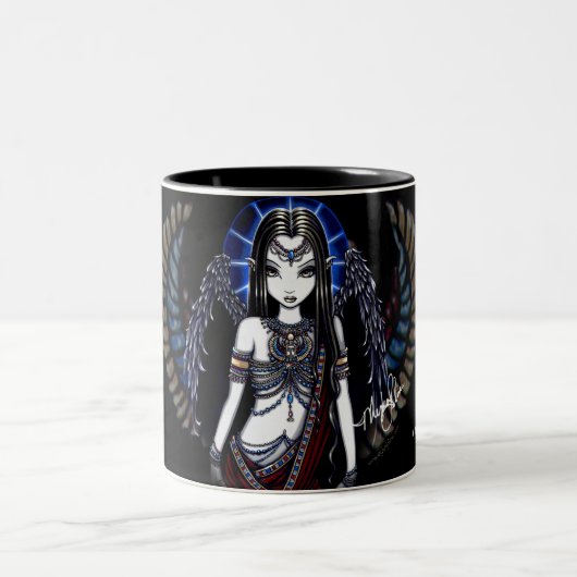Nefertari himmlische ägyptische Göttin-Tasse Zweifarbige Tasse (Mittel)